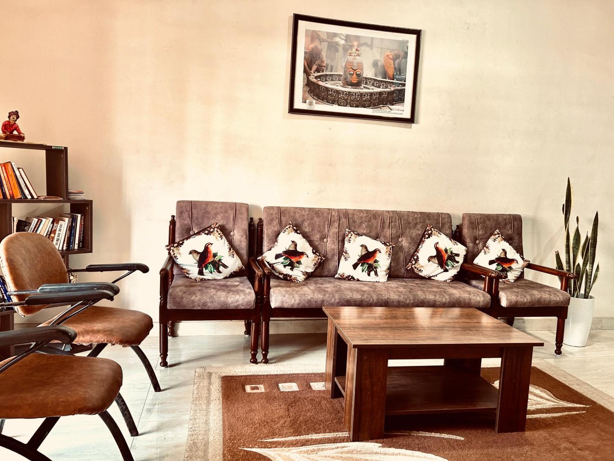 Samadhan Home Stay Jabalpur Ngoại thất bức ảnh
